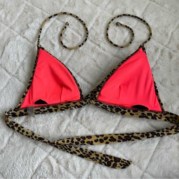 Victoria's Secret | Cheetah Print Front Tie Triangle Bikini Top | Size Large - Picture 5 of 11